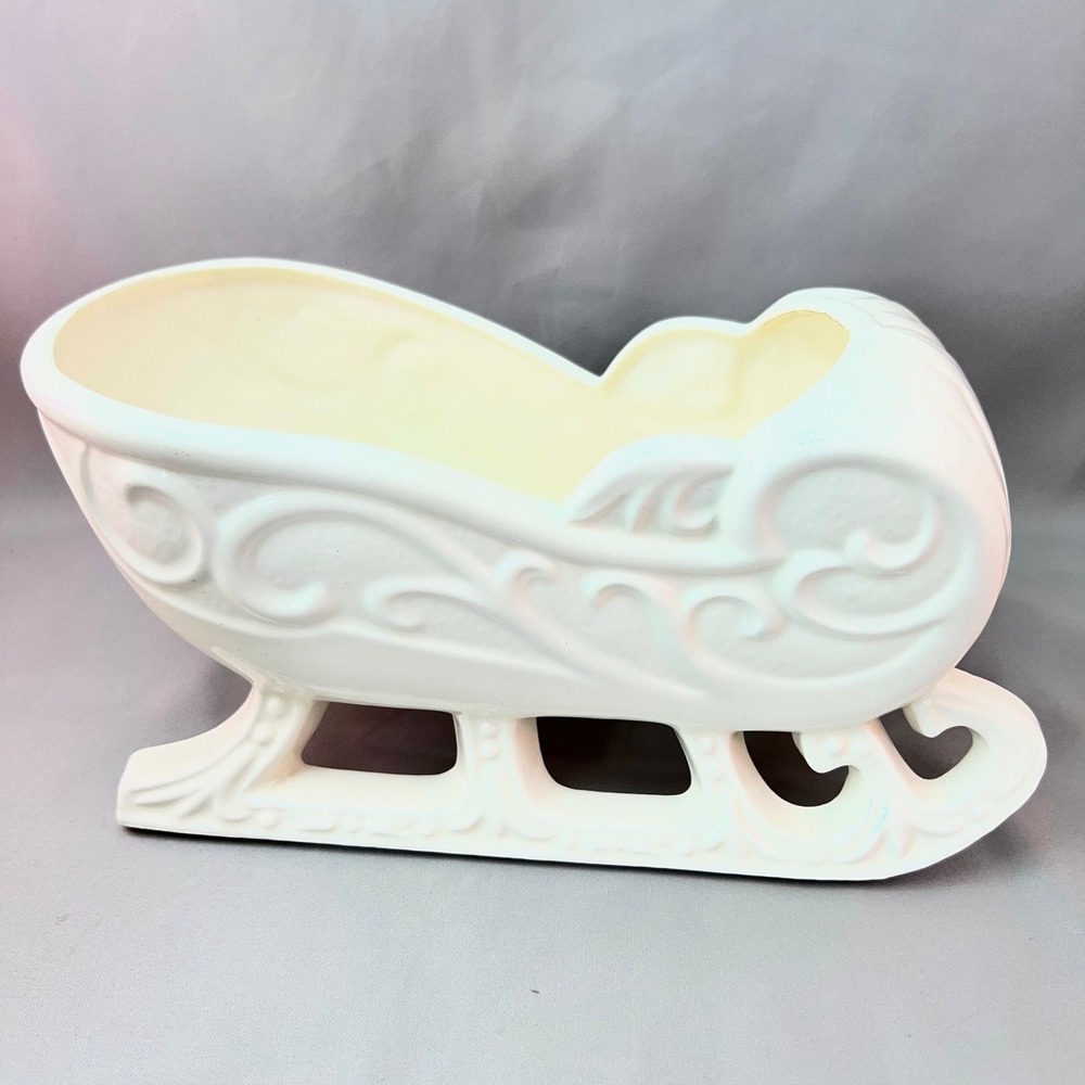 Holland Mold Ceramic Sleigh Planter Centerpiece Cream White Excellent Scroll